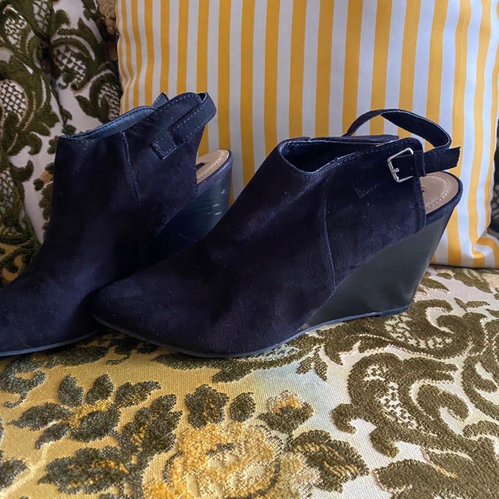 Black wedge heel worn once size 6.5